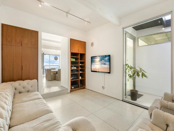 Los Angeles Home 948370