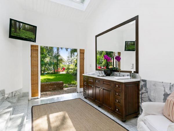 Los Angeles Home 948380