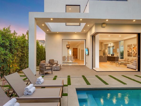 Los Angeles Home 948404