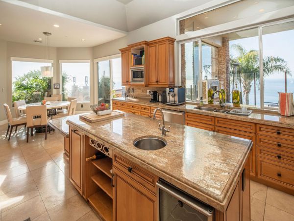 Los Angeles Home 948409