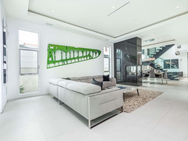 Los Angeles Home 948412