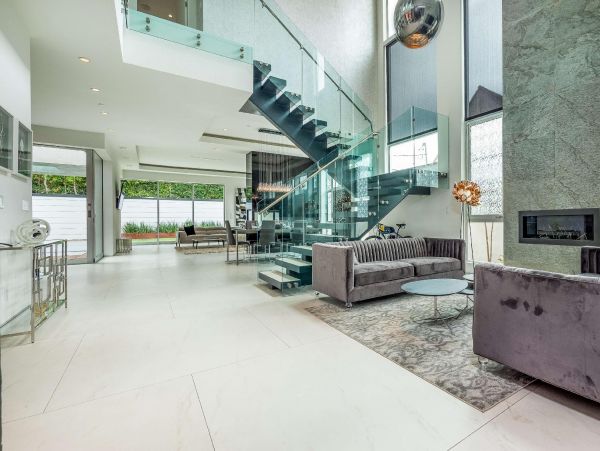 Los Angeles Home 948412