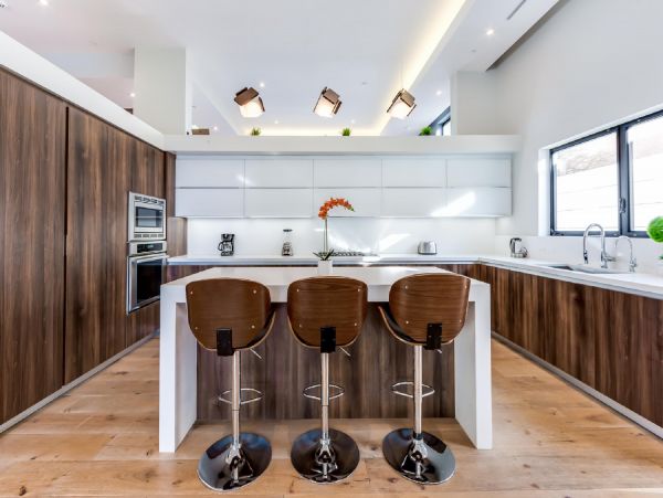 Los Angeles Home 948429