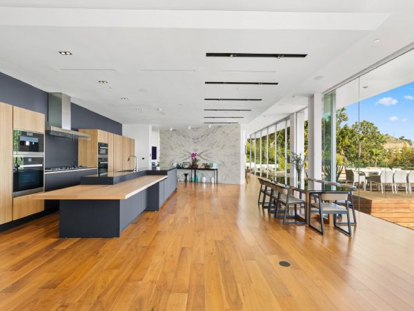 Los Angeles Home 948432