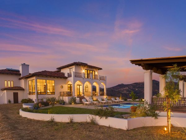 Los Angeles Home 948446