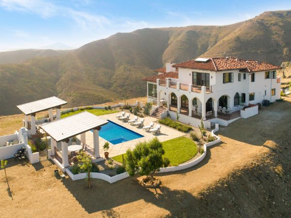 Los Angeles Home 948446