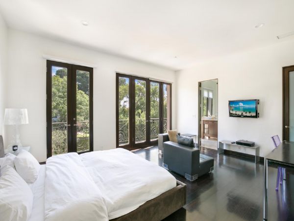Los Angeles Home 948453