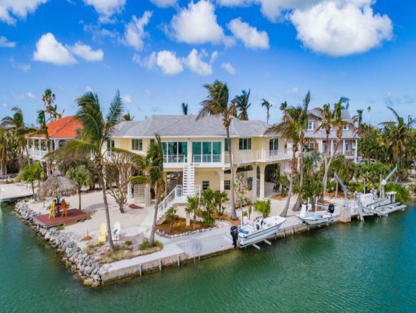 Florida Key vacation Home Sleeps 8 Guests