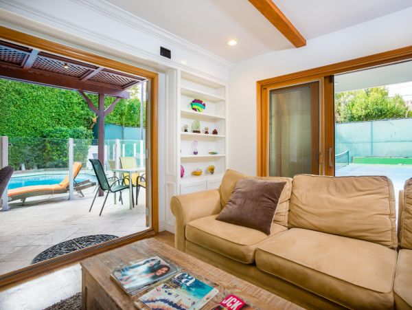 Los Angeles Home 948469