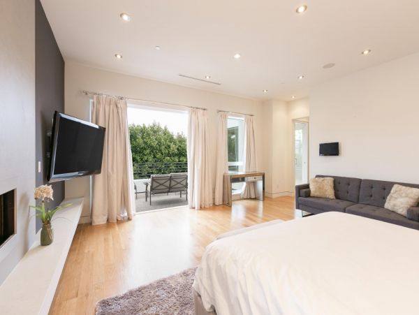 Los Angeles Home 948483