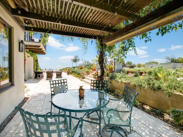 Los Angeles Home 948487
