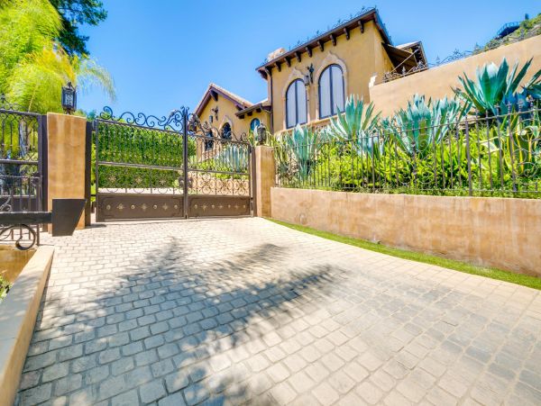 Los Angeles Home 948500