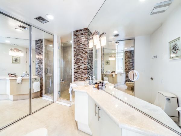Palm Springs Home 948511