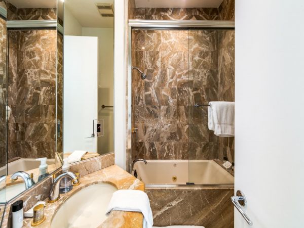 Palm Springs Home 948511