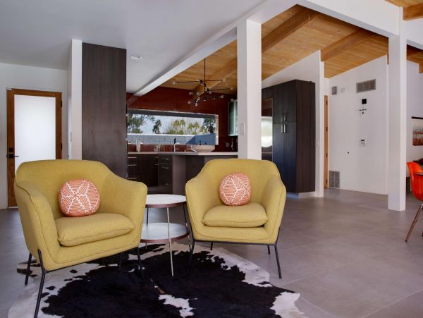 Palm Springs Home 948512