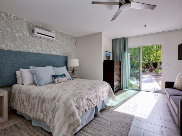 Palm Springs Home 948512