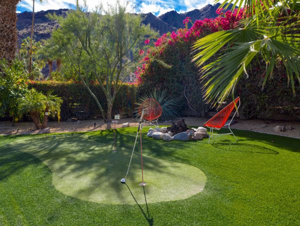 Palm Springs Home 948512
