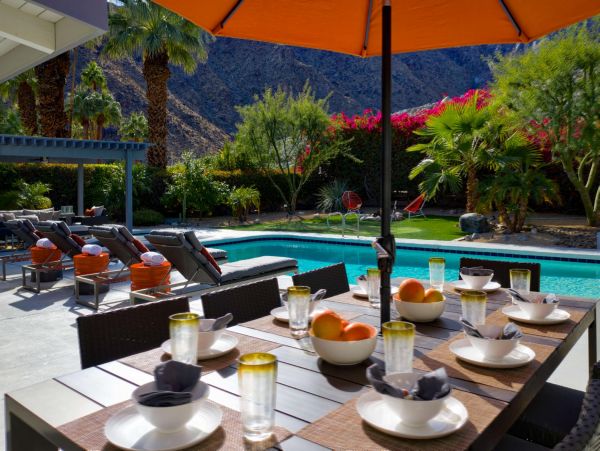 Palm Springs Home 948512
