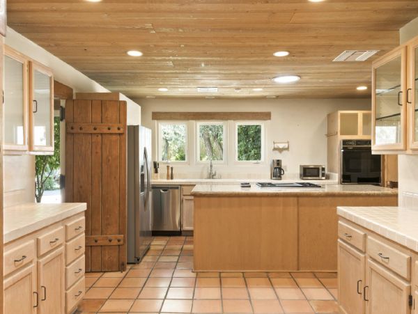 Palm Springs Home 948514