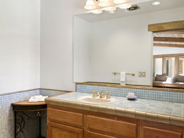 Palm Springs Home 948514