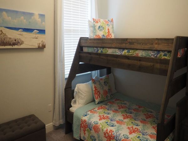 Naples Walk to Beach Four Bedroom Plus Den Vacation Home