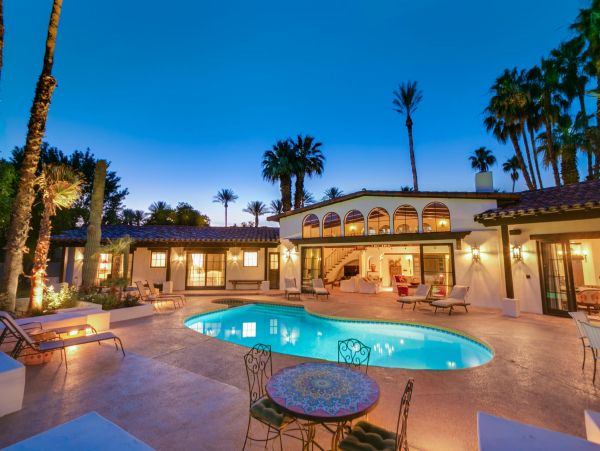 Palm Springs Home 948517