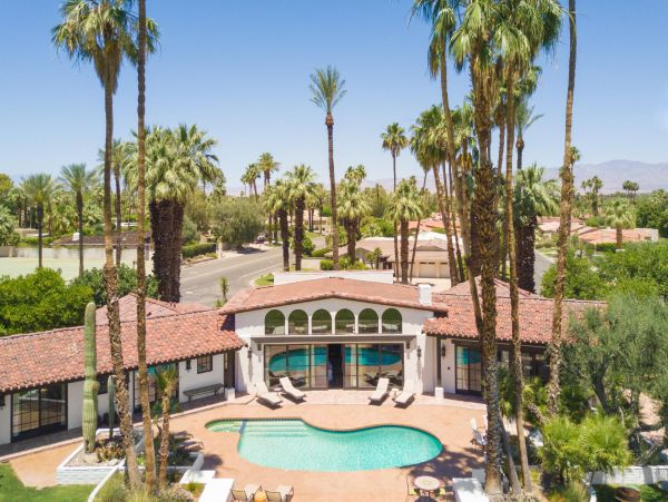 Palm Springs Home 948517