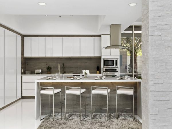 Palm Springs Home 948518