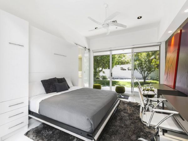 Palm Springs Home 948518