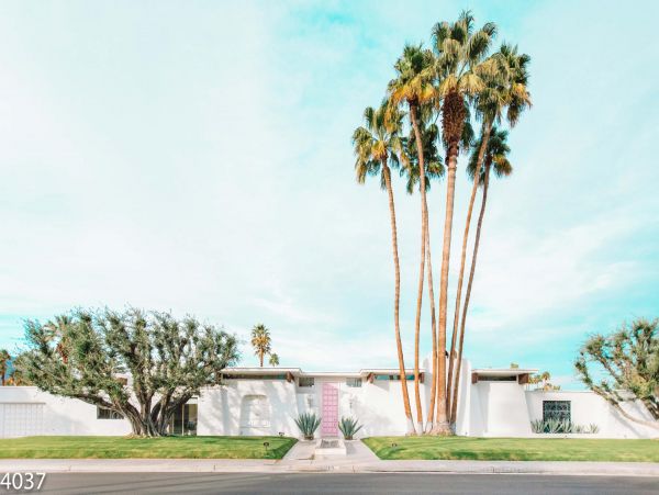 Palm Springs Home 948520