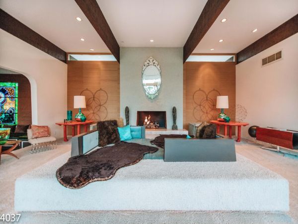 Palm Springs Home 948520