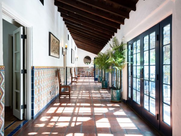 Palm Springs Home 948521