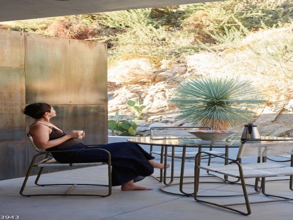 Palm Springs Home 948522