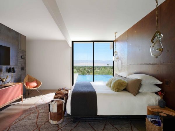 Palm Springs Home 948522