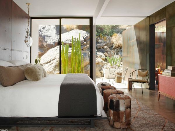 Palm Springs Home 948522