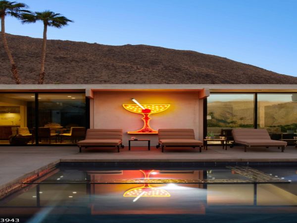 Palm Springs Home 948522
