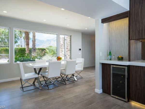 Palm Springs Home 948523