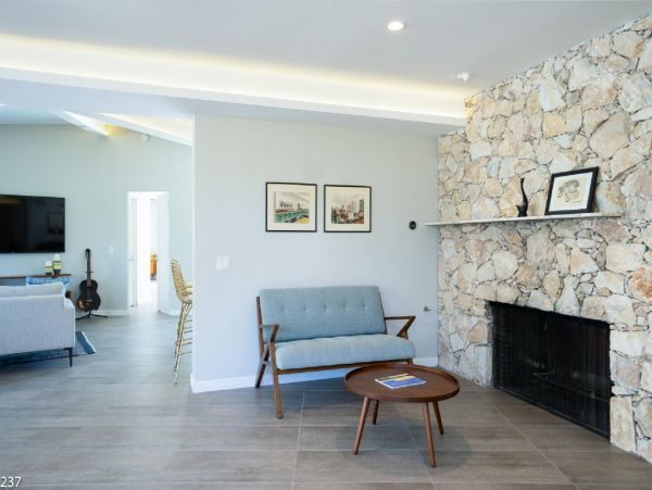 Palm Springs Home 948523