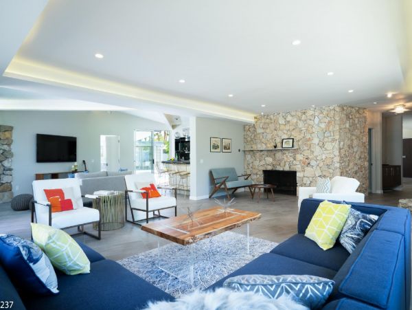 Palm Springs Home 948523