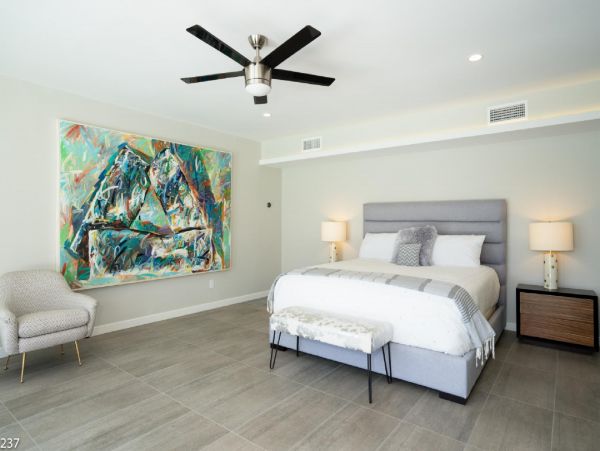 Palm Springs Home 948523