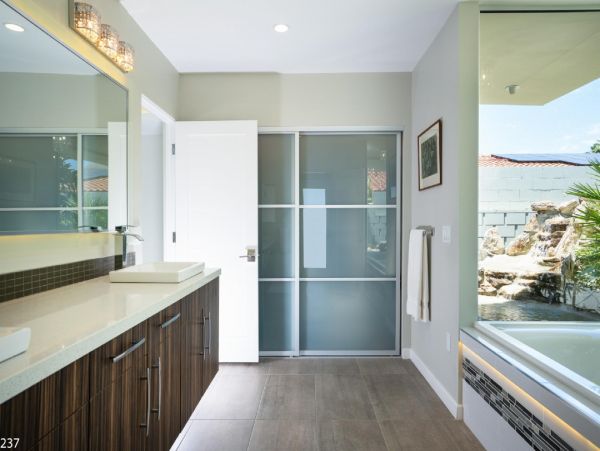 Palm Springs Home 948523
