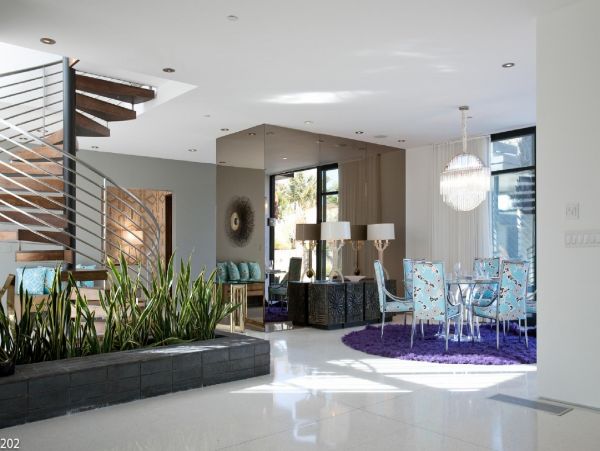 Palm Springs Home 948524