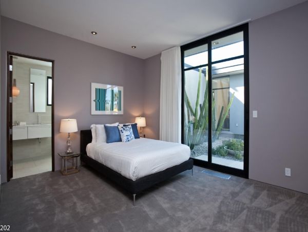 Palm Springs Home 948524