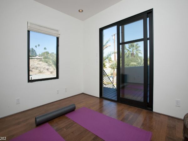 Palm Springs Home 948524