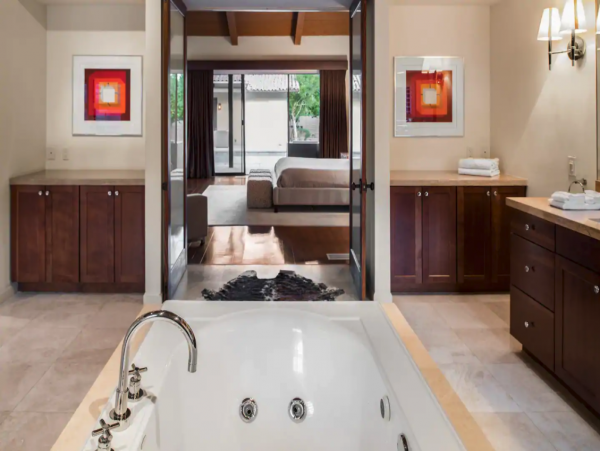 Luxurious Oasis in Palm Springs
