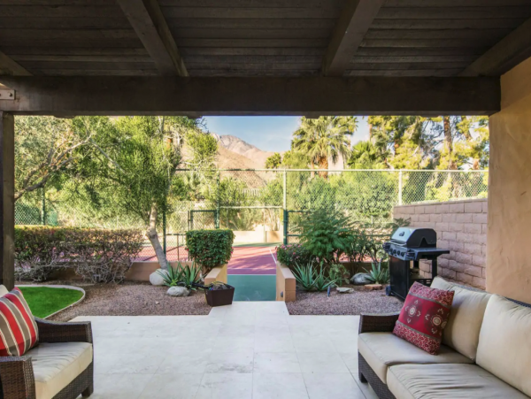 Luxurious Oasis in Palm Springs