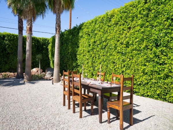 Palm Springs Home 948526