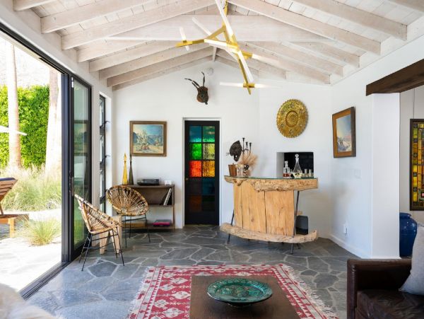 Palm Springs Home 948526