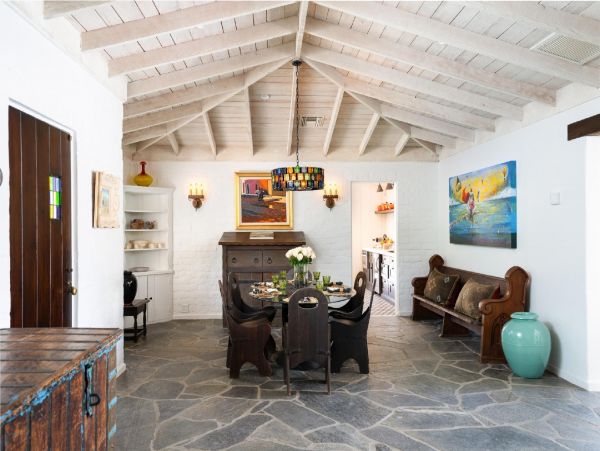 Palm Springs Home 948526