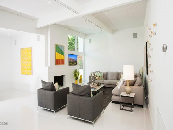 Palm Springs Home 948527